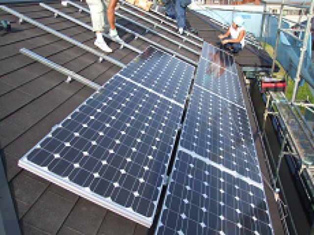 写真：太陽光発電