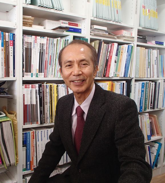 写真:代表取締役 平山郁夫