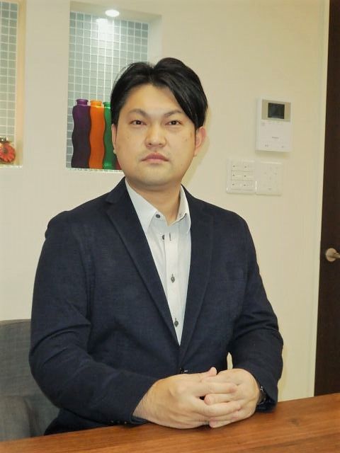 写真:代表の下嶽です。