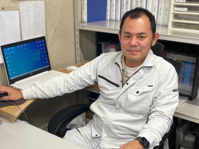 写真：代表取締役　嘉数  忍