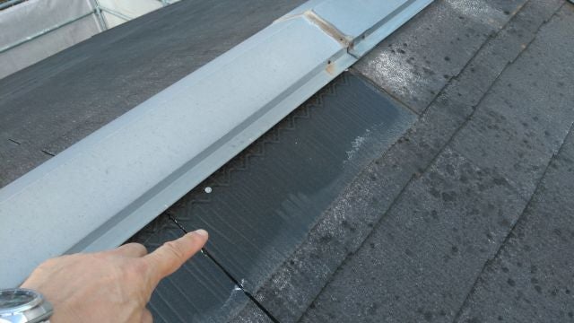写真：末永いより安全なな暮らしのために定期点検を行っております。このノウハウがリフォーム工事にも生きてきていると思います。